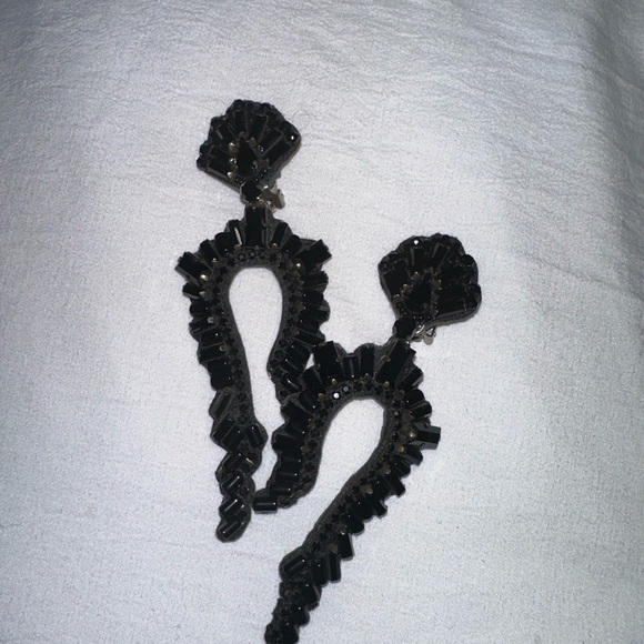 Ranjana Khan Crystal Earrings - Picture 1 of 4